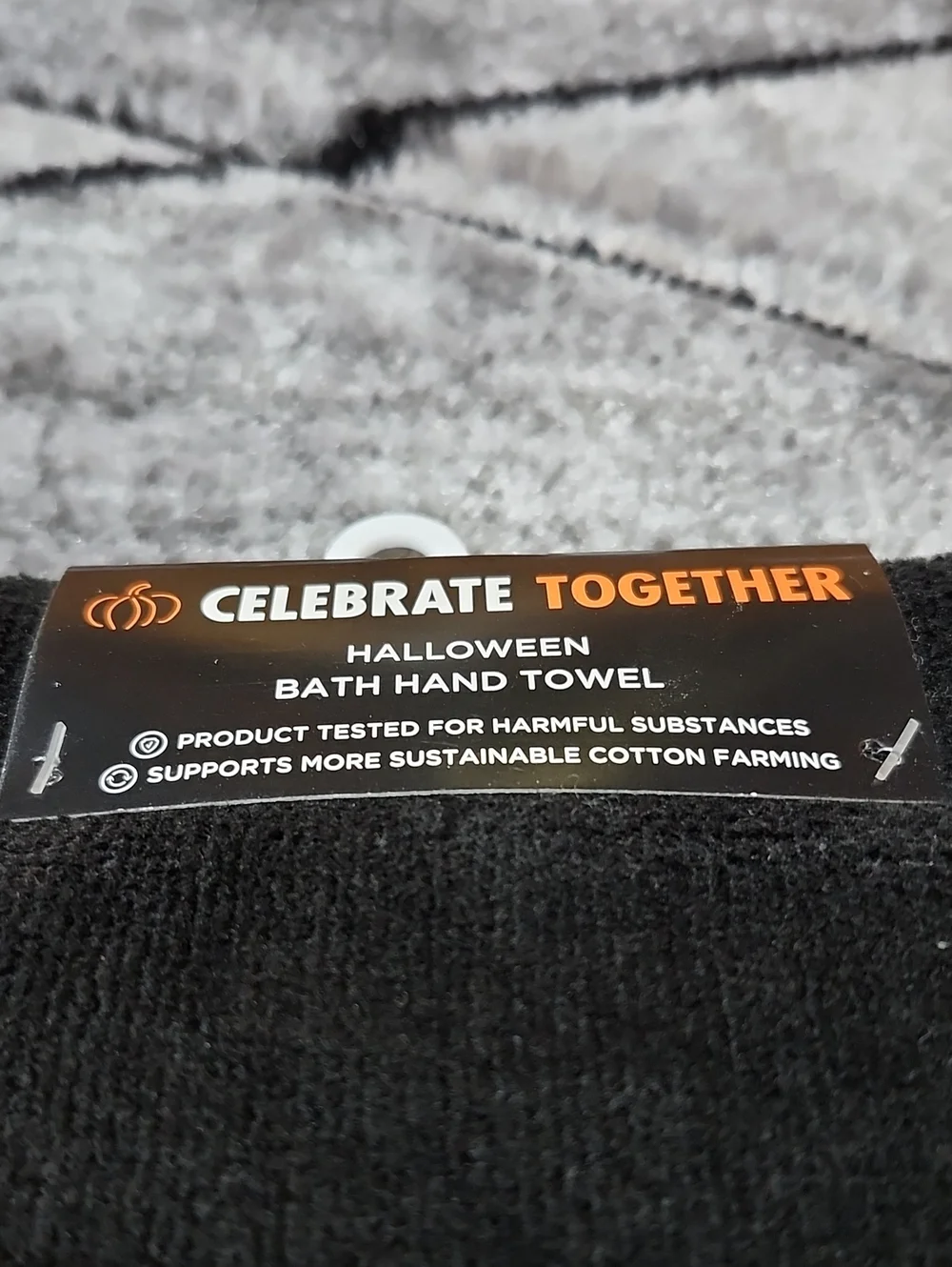 CELEBRATE TOGETHER BLACK HALLOWEEN EMBROIDERED PUMPKINS & CAT HAND TOWELS BUNDLE